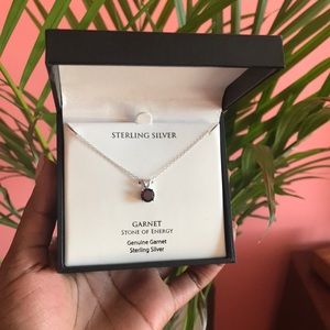 Sterling silver garnet pendant necklace 18”